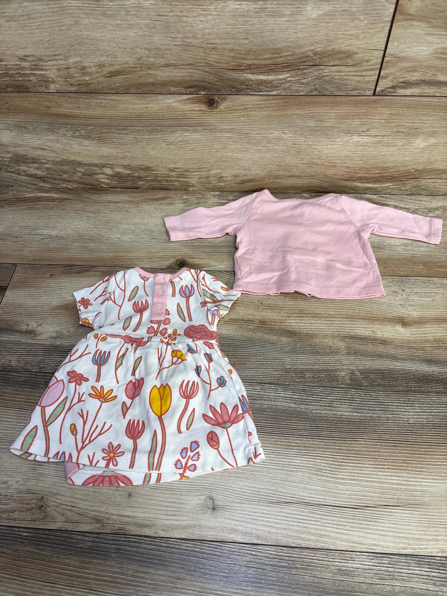 M+A by Monica + Andy 2pc Floral Bodysuit Dress & Cardigan Pink/White sz Newborn - Me n Mommy To Be