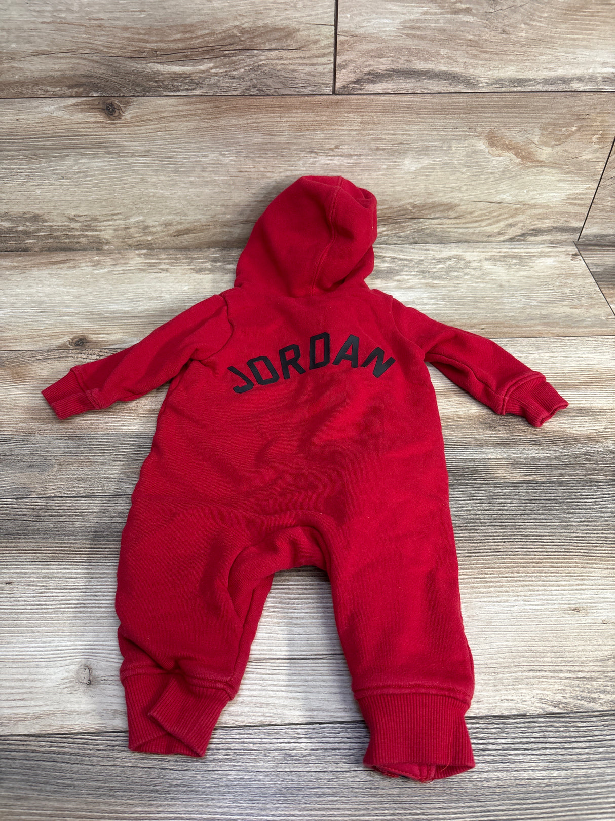 Jordan Hooded Coverall Red sz 6-9m