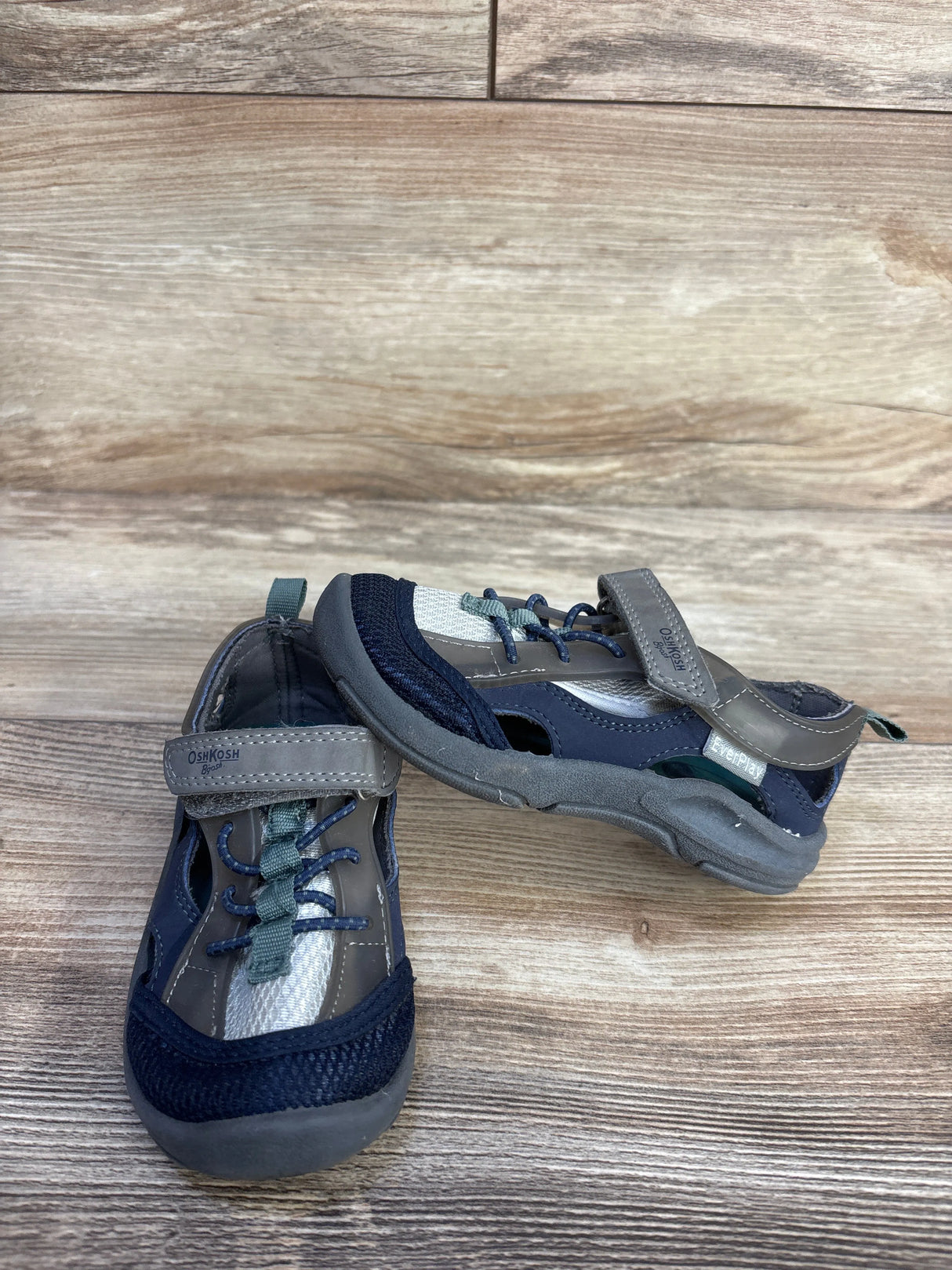 Oshkosh Topaz Sport Sandals Navy sz 7c