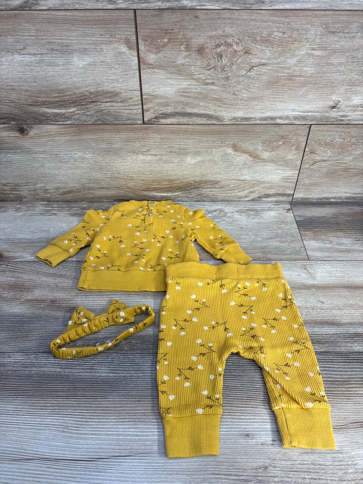 7 For All Mankind 3pc Thermal Long Sleeve Shirt, Pants, & Headband Set Yellow sz 0/3m