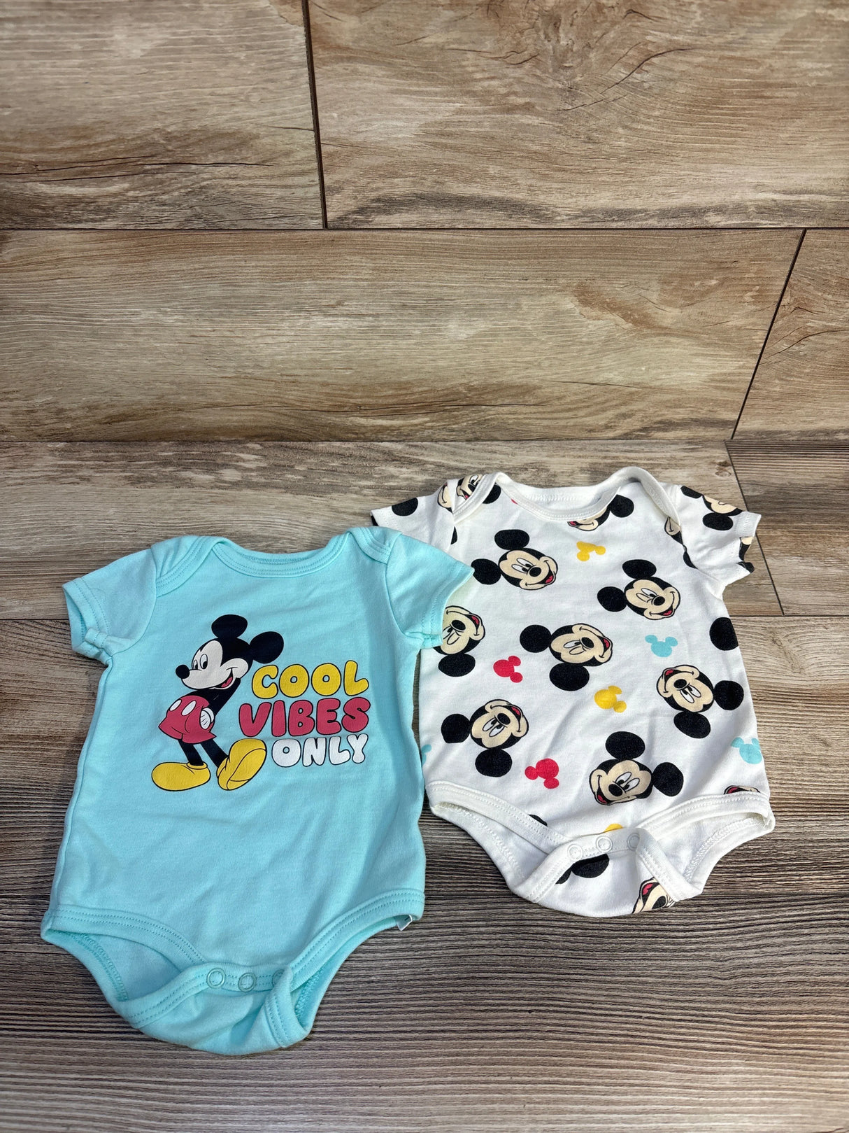 Disney Baby 2pk Mickey Mouse Bodysuits White sz 3-6m