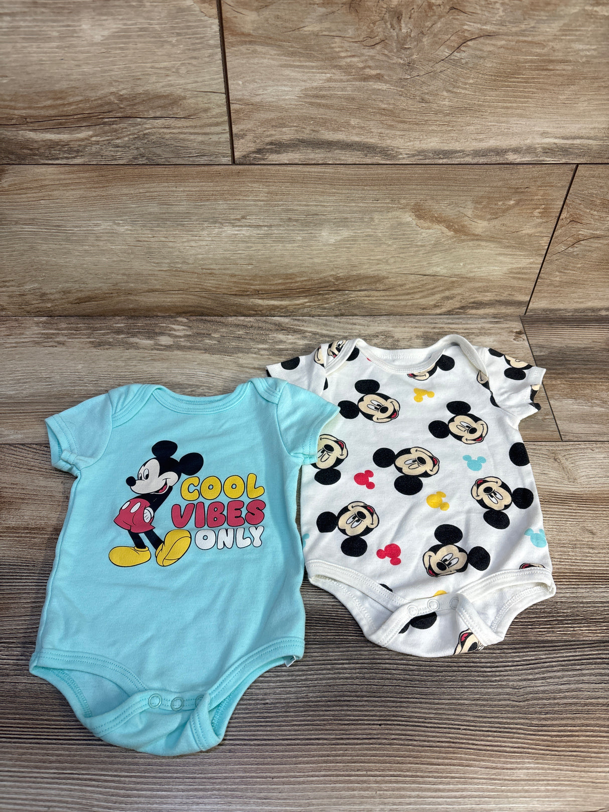 Disney Baby 2pk Mickey Mouse Bodysuits White sz 3-6m