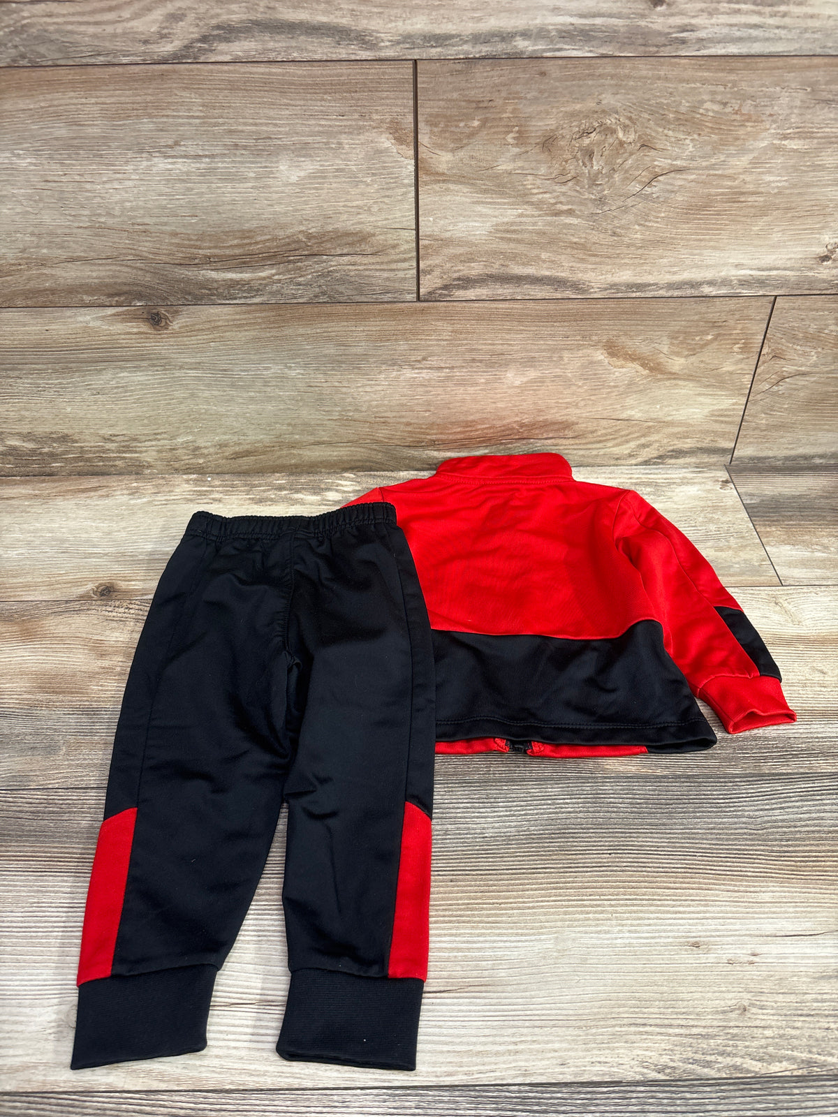 Nike 2pc Tracksuit Set Red sz 18m