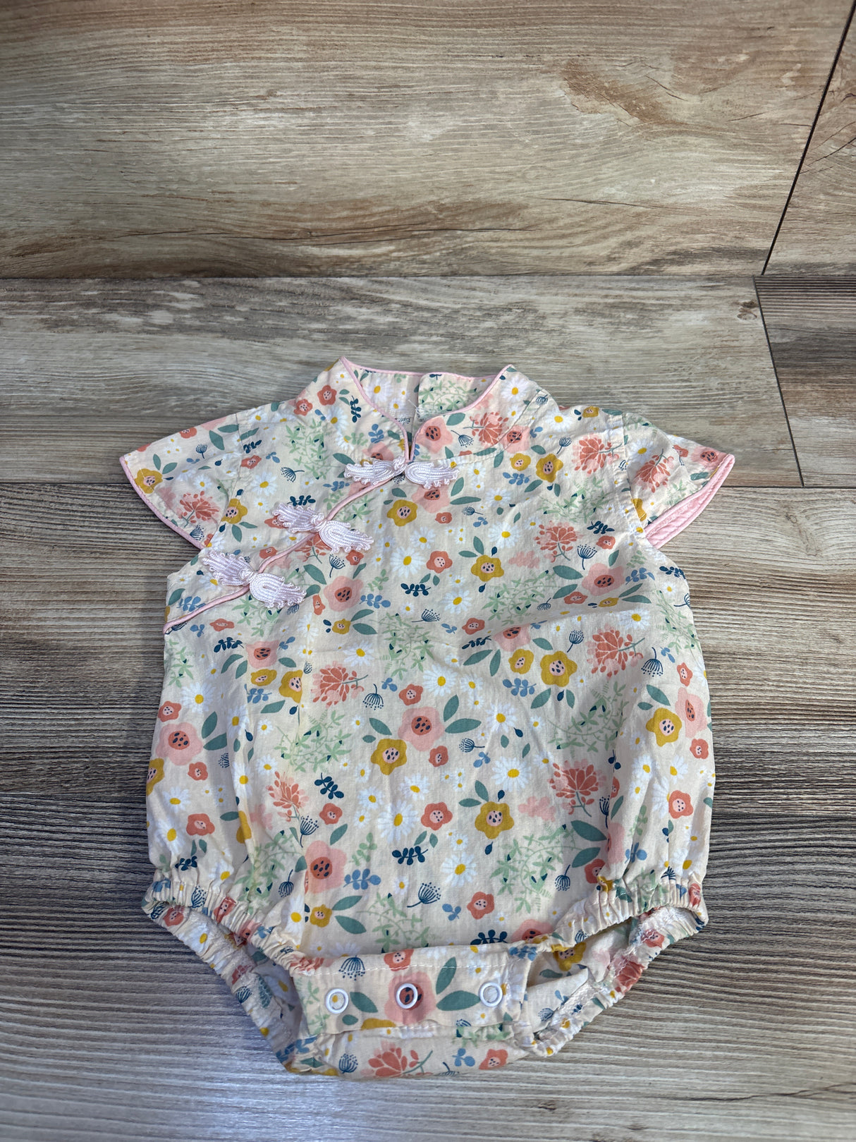 Kimono Style Floral Romper Cream sz 6-12m