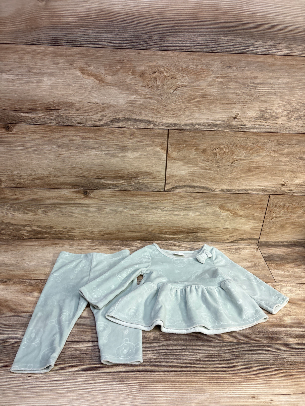 Jumping Beans x Disney Winnie The Pooh 2pc Velour Set Mint Green sz 12m