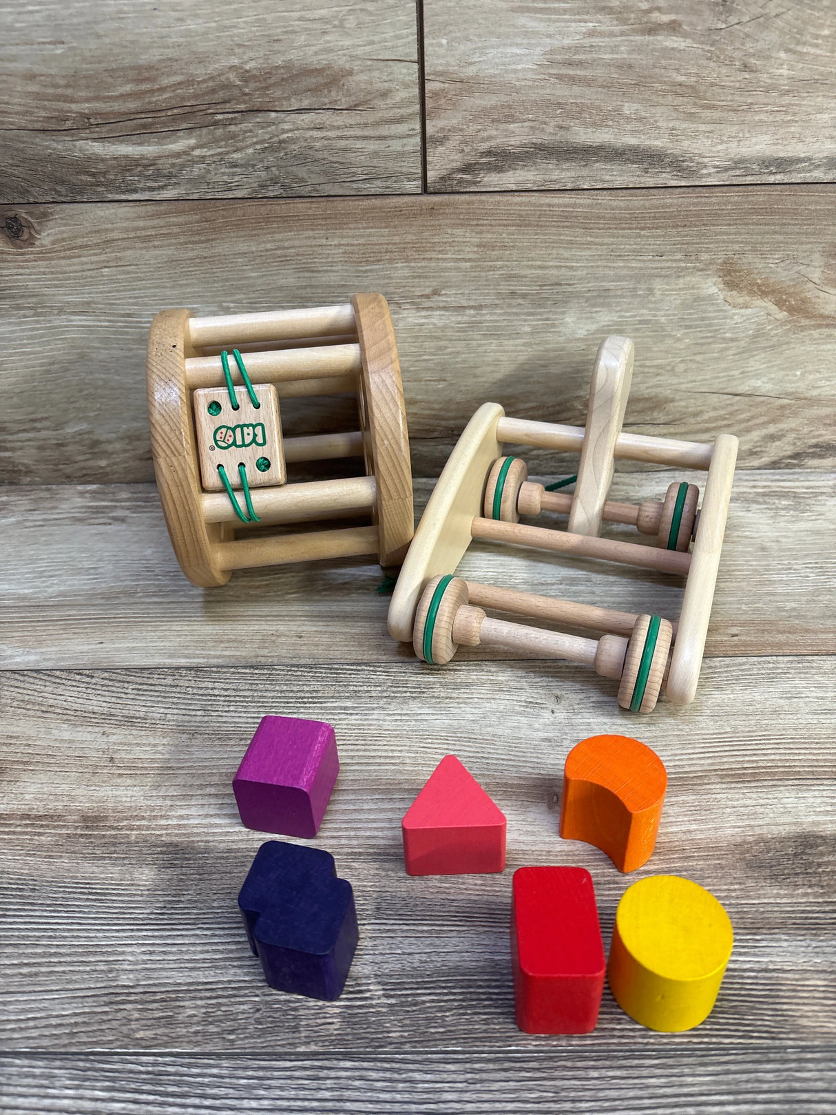Bajo Wooden Snail Sortroller