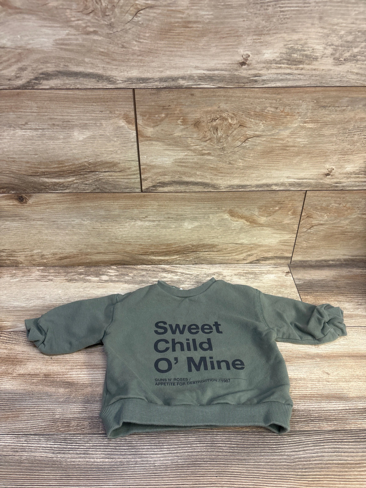Cotton On Baby Guns N' Roses Sweet Child O' Mine Sweatshirt Green sz 12-18m