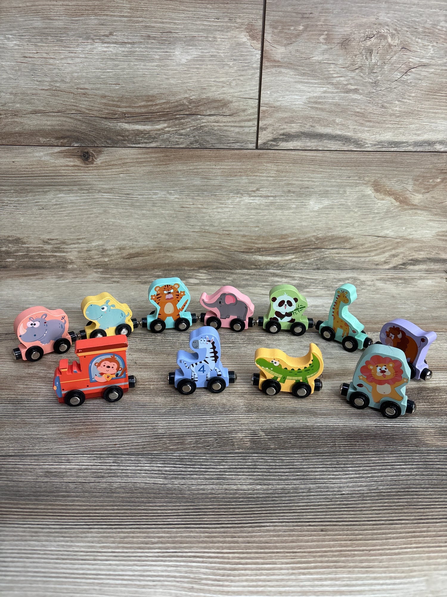 Zeoddler Magnetic Wooden Animals Train Set 11pk