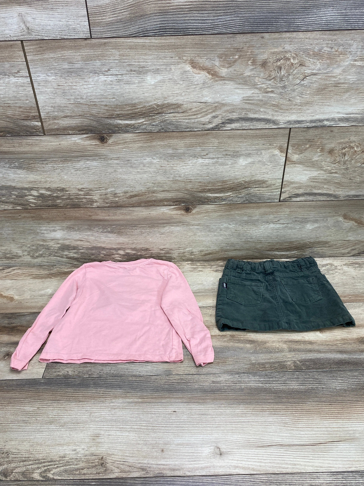 DKNY 2pc Shirt & Corduroy Skirt Pink sz 3T - Me n Mommy To Be