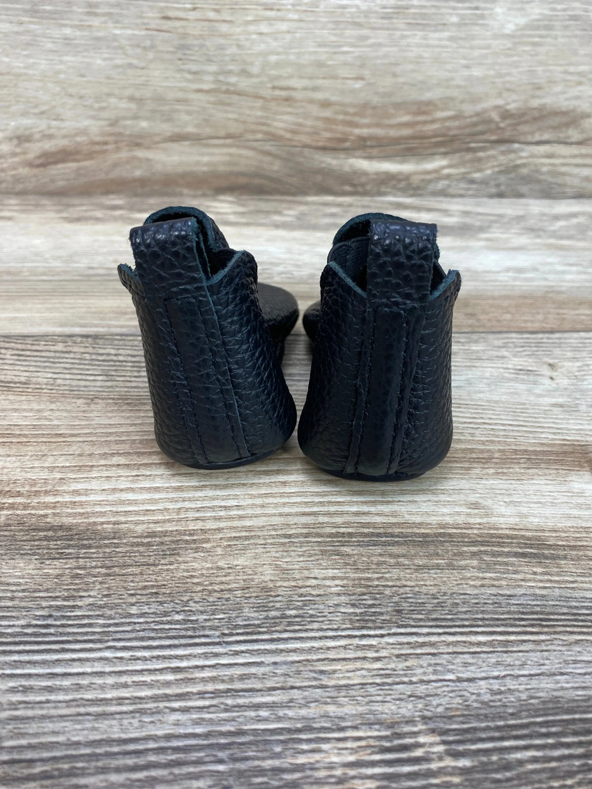 NEW Freshly Picked Ebony Chelsea Boot Baby Soft Sole Shoe Sz 2c - Me n Mommy To Be