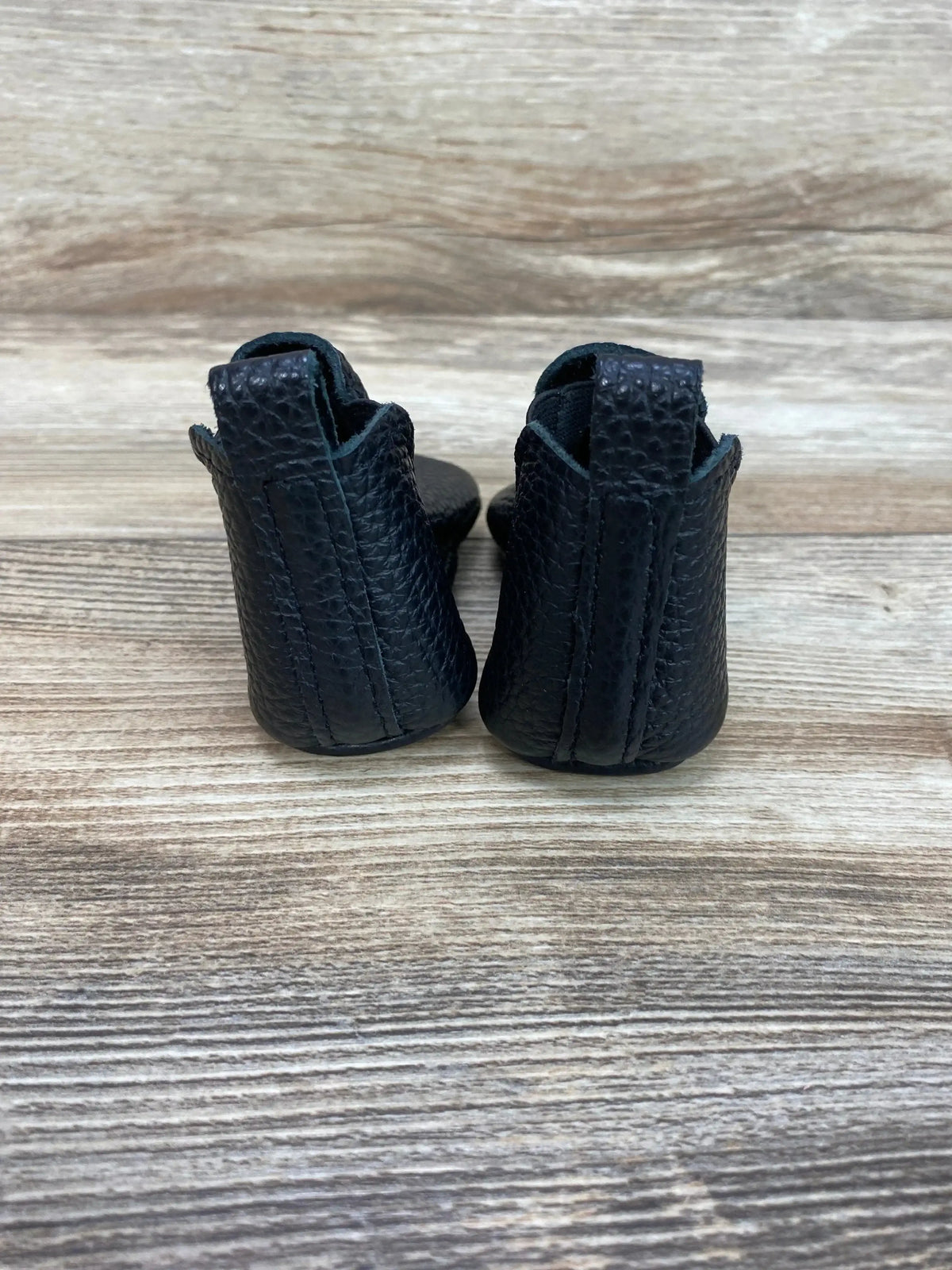 NEW Freshly Picked Ebony Chelsea Boot Baby Soft Sole Shoe Sz 2c - Me n Mommy To Be
