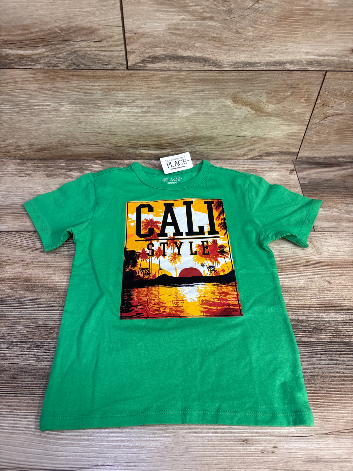 NEW Children's Place Cali Style T-Shirt Green sz 4