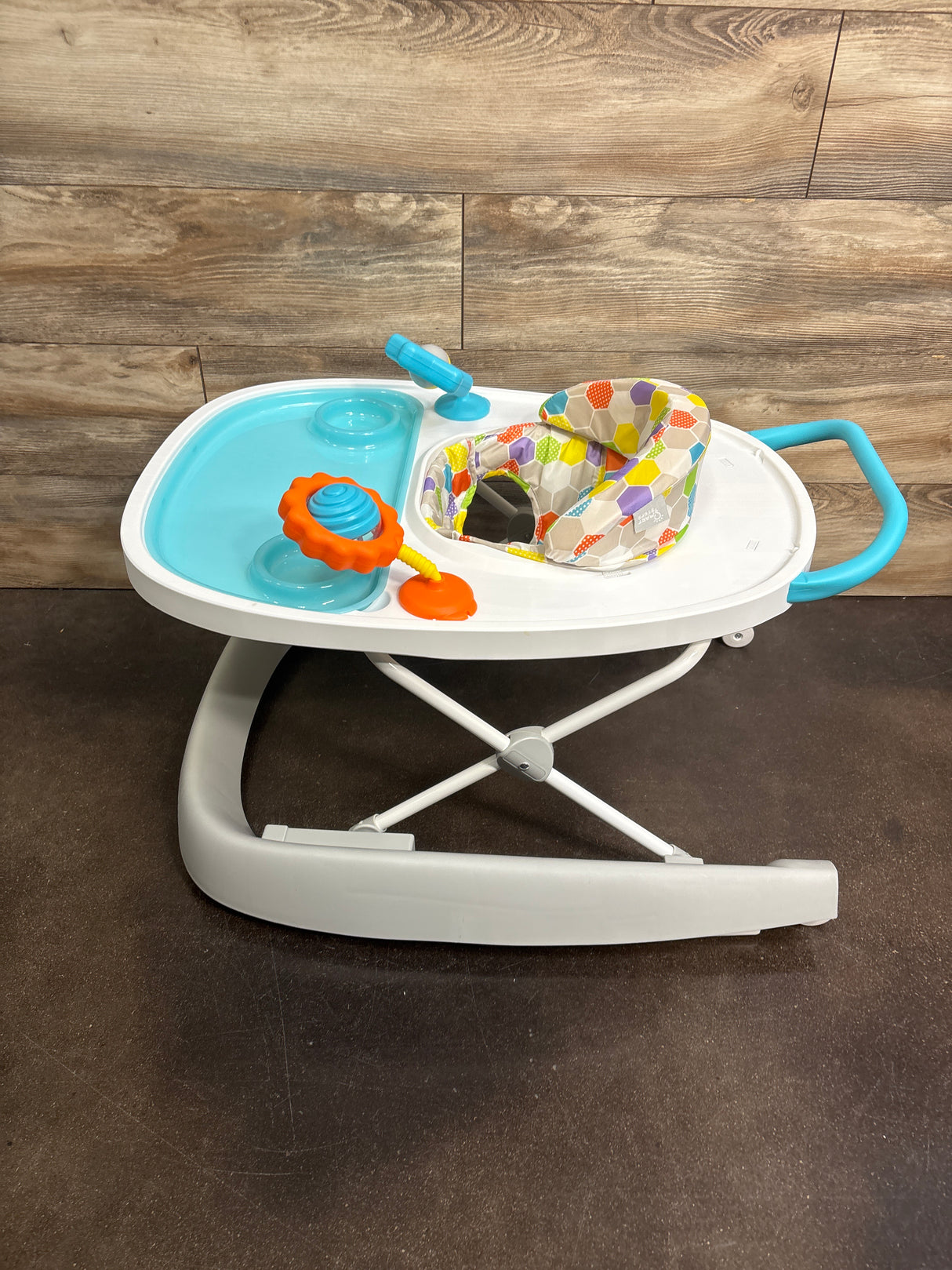 Smart Steps Dine N' Play 3-in-1 Feeding Walker with Toys - Hexagon Dots