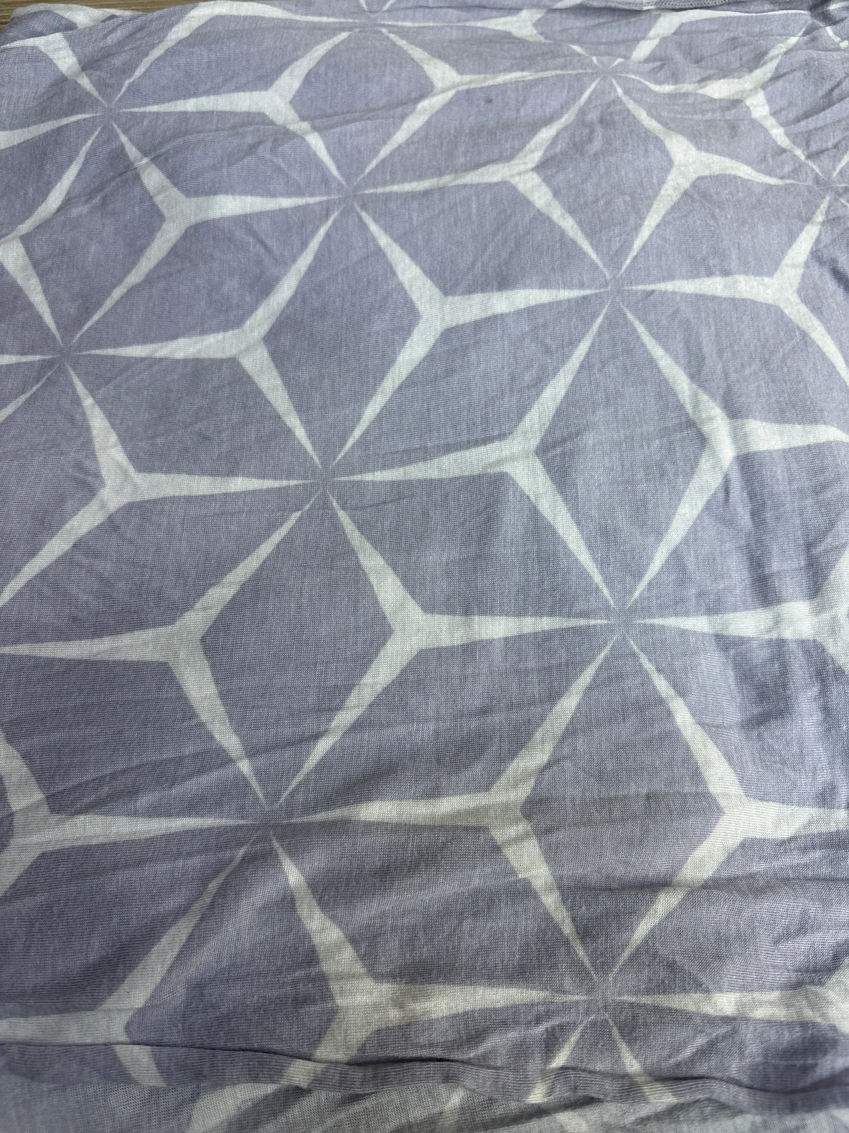 Sweetbee Lightweight Baby Wrap Grey Honeycomb 8-30lbs