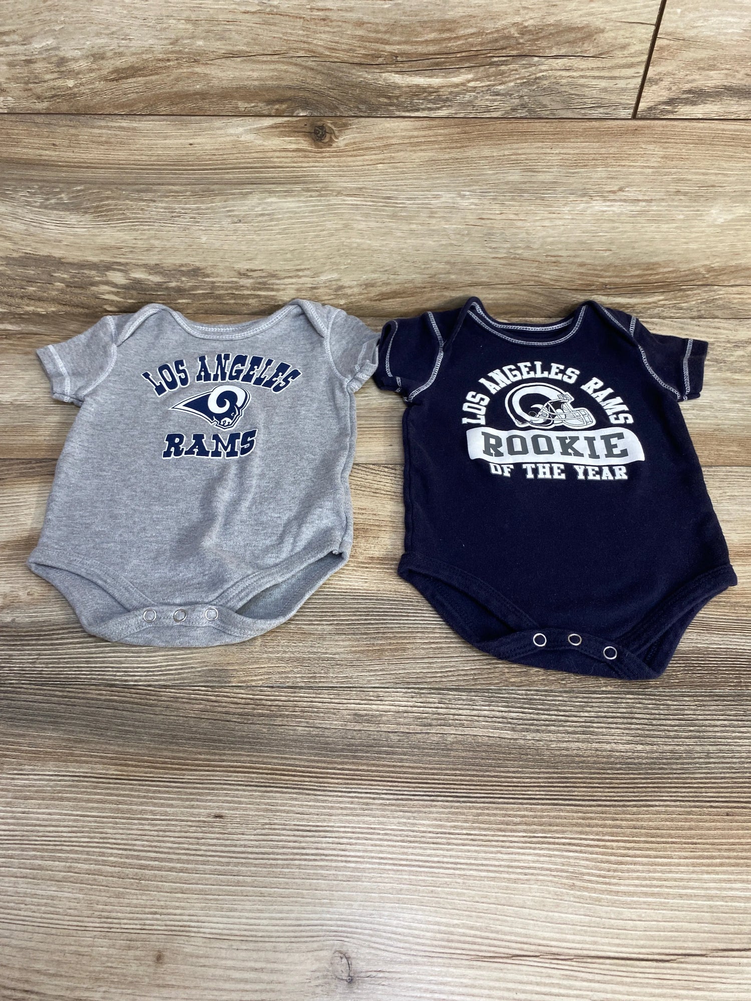NFL Team 2pk Los Angeles Rams Bodysuits Gray/Navy sz 6-9m - Me n Mommy To Be