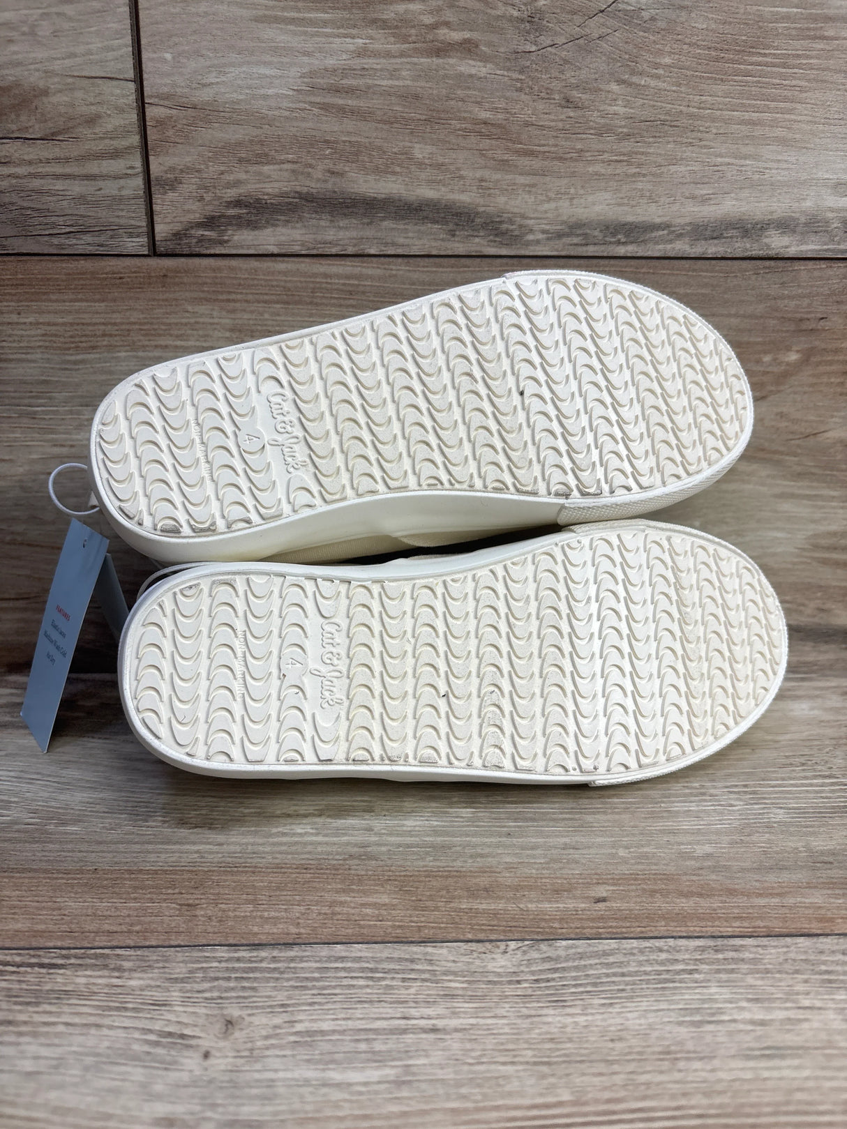 NEW Cat & Jack Tyler Slip-On Sneakers Off-White sz 4Y