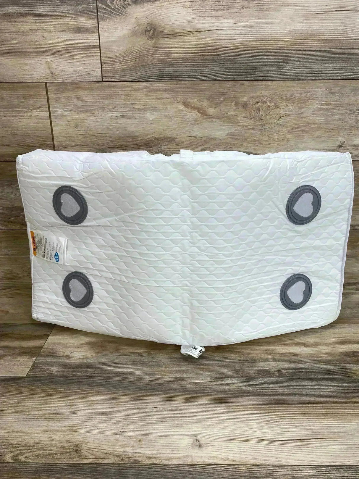 NEW Regalo Infant Changing Pad White - Me n Mommy To Be