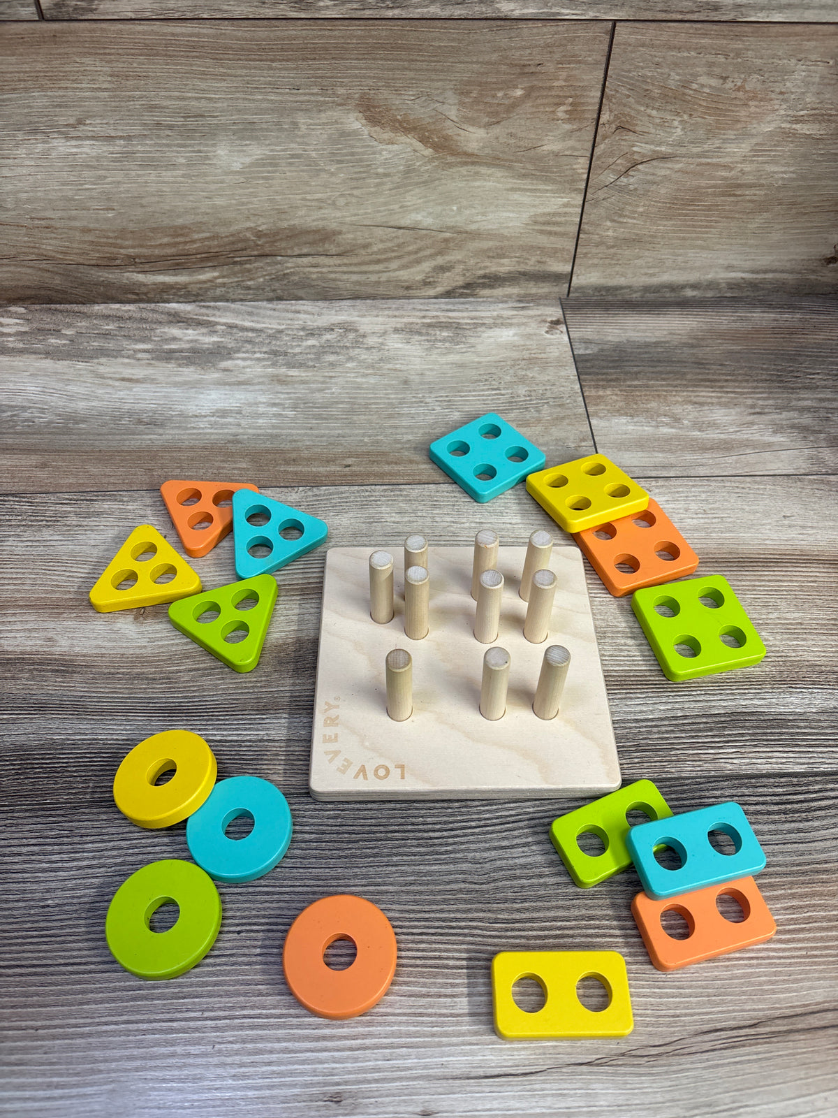 Lovevery Sort & Stack Peg Puzzle