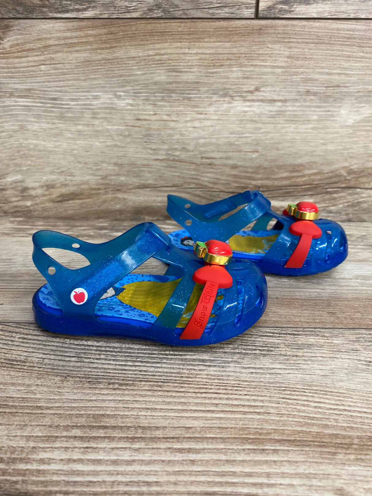 Crocs Snow White Isabella Sandals, Blue sz 6c - Me n Mommy To Be