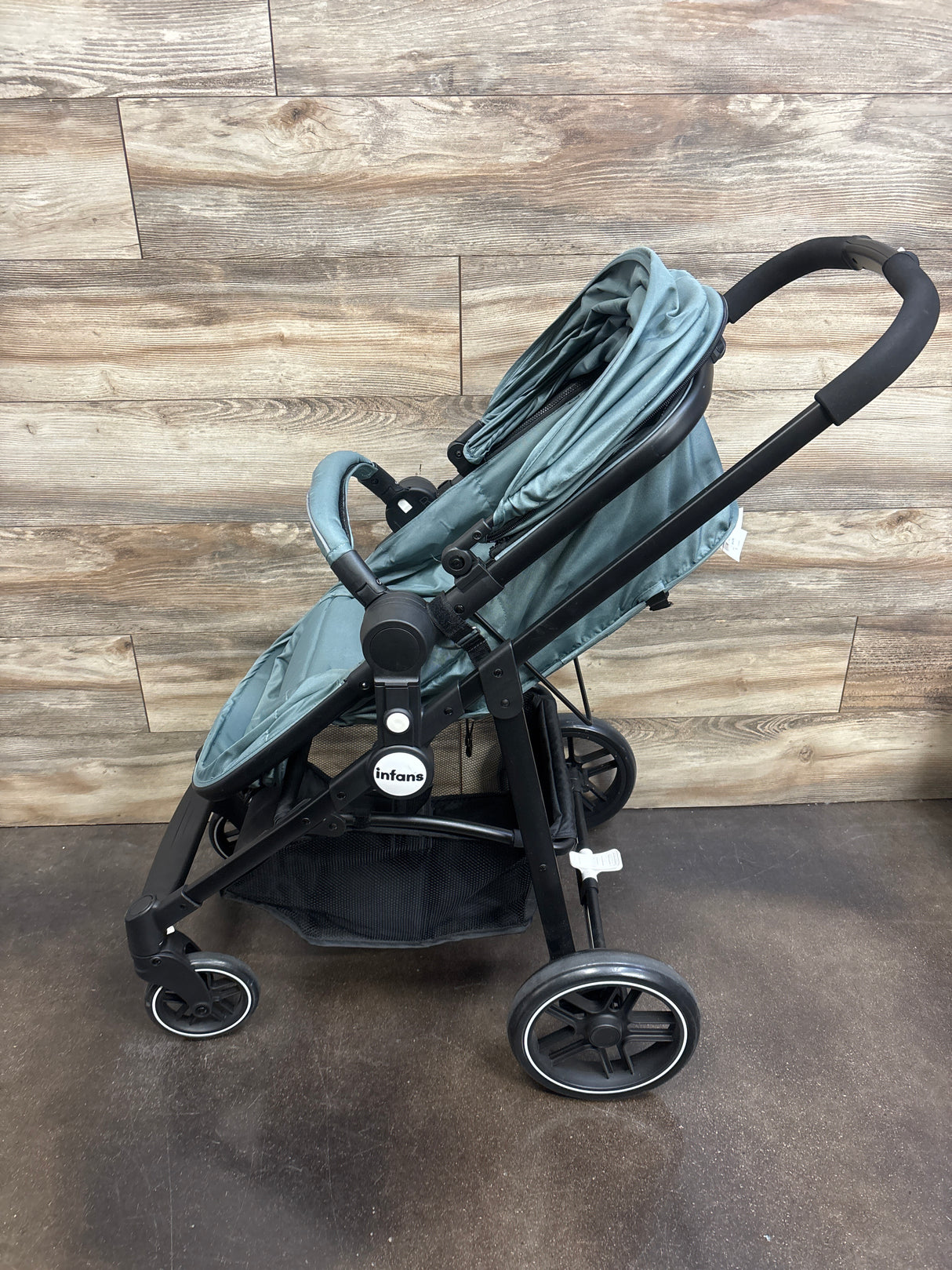 INFANS 2-in-1 Baby Stroller/Bassinet Pram in Green
