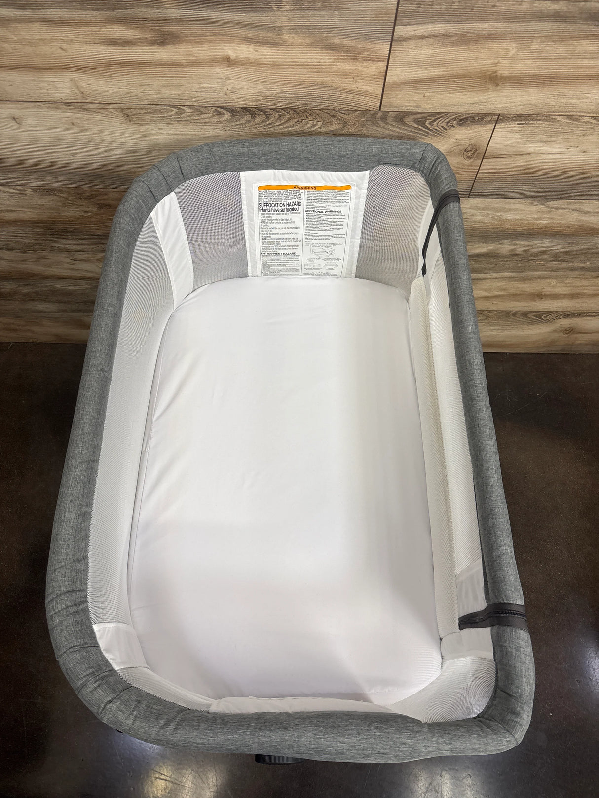 Baby Delight Beside Me Dreamer Bassinet - Charcoal