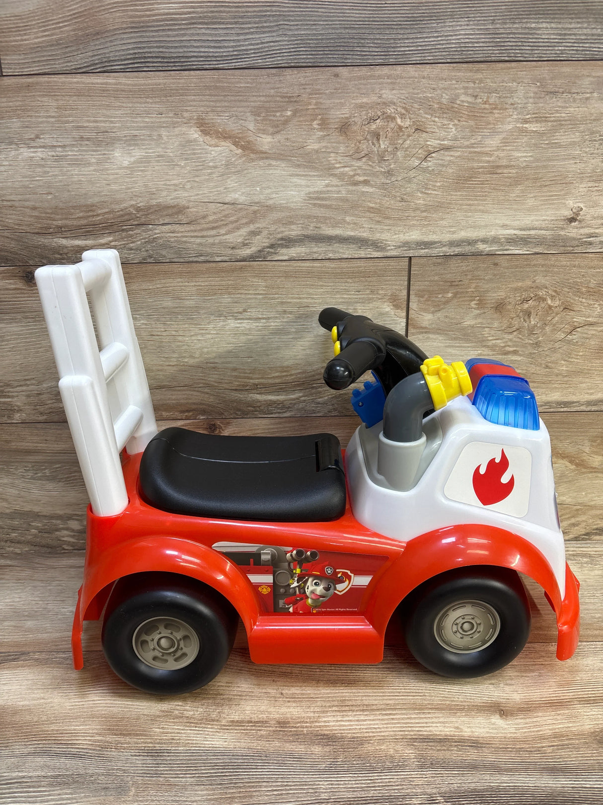 Nick Jr. PAW Patrol Marshalls Fire Truck Ride-On