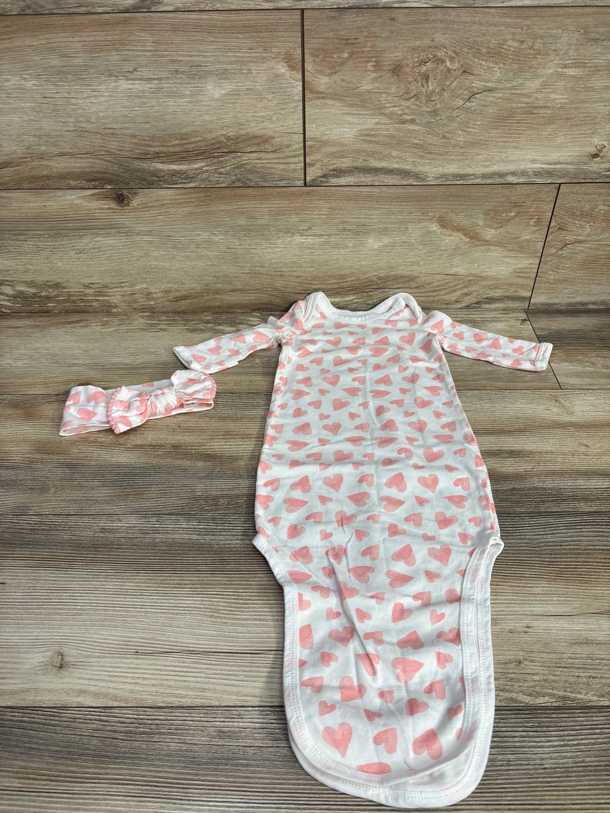 Baby Essentials 2pc Heart Print Sleeper Gown & Headpiece White sz 3m