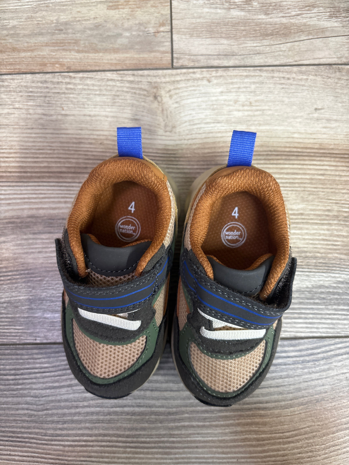 Wonder Nation Chunky Jogger Sneakers Brown sz 4c