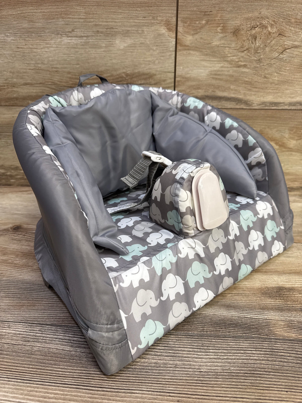 Boppy Baby Chair - Elephant Walk - Gray