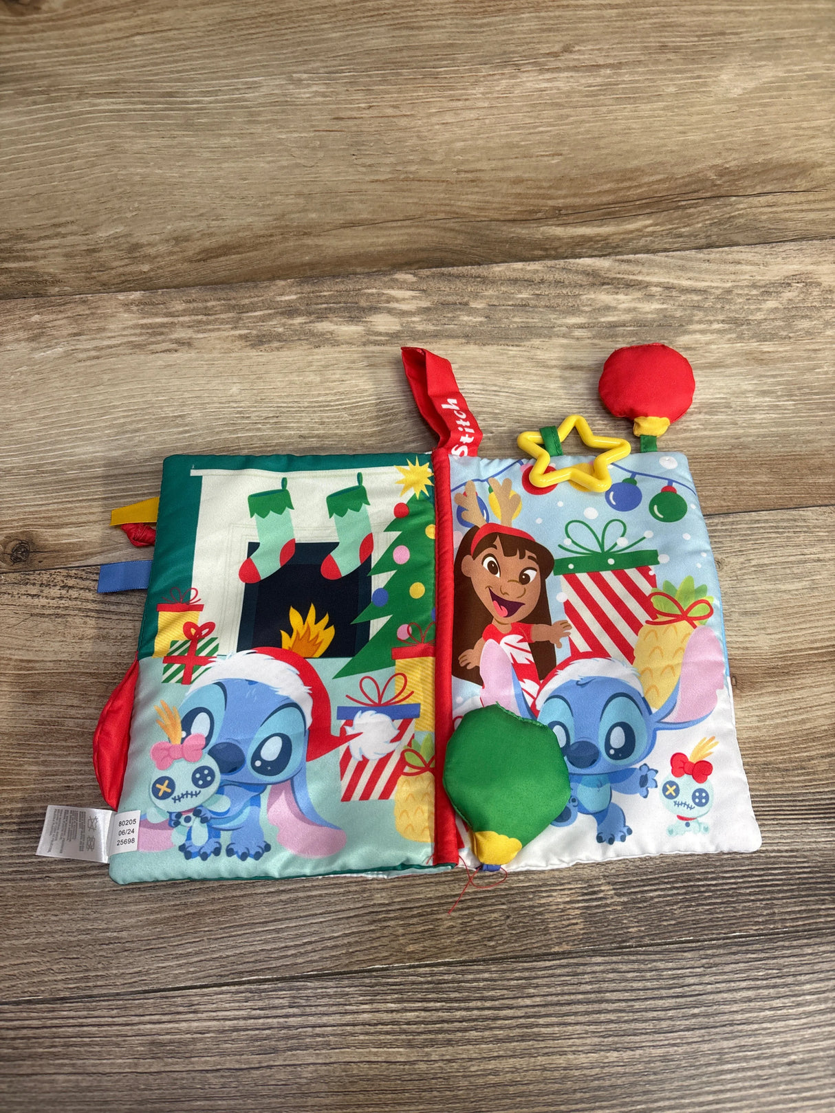 Disney Lilo & Stitch Stitch Holiday Soft Crinkle Book