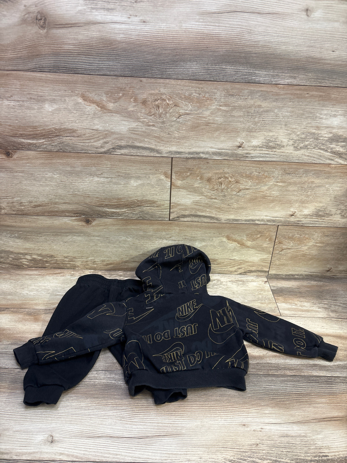 Nike 2pc Pullover Hoodie & Joggers Set Black sz 2T