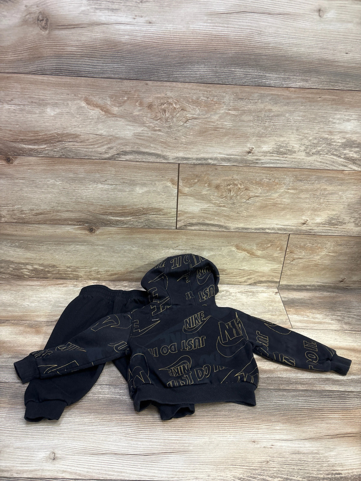 Nike 2pc Pullover Hoodie & Joggers Set Black sz 2T