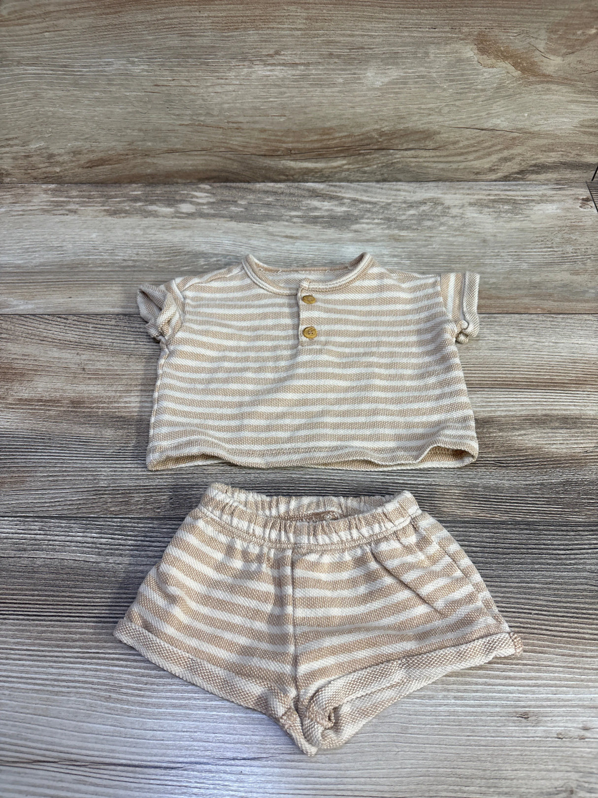 Cloud Island 2pc Textured Henley Shirt & Shorts Set Beige sz Newborn