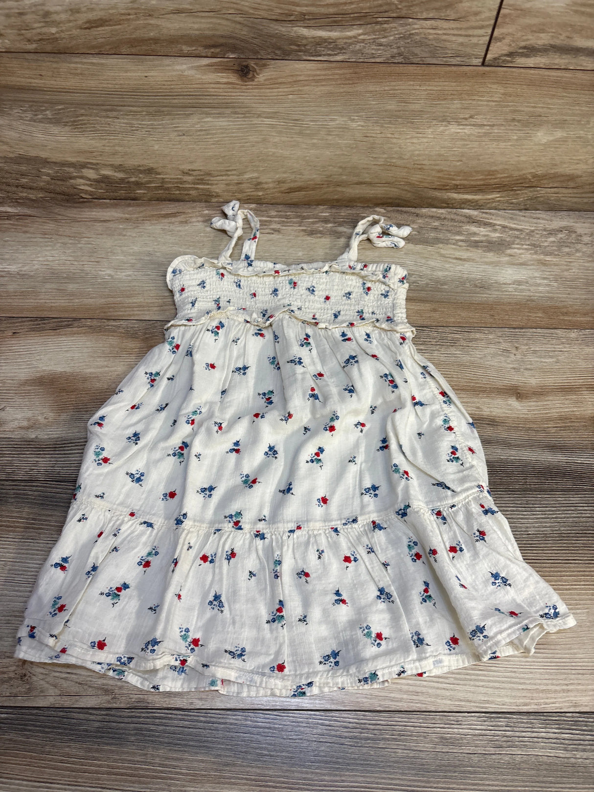 Old Navy Smocked Floral Dress White sz 5T