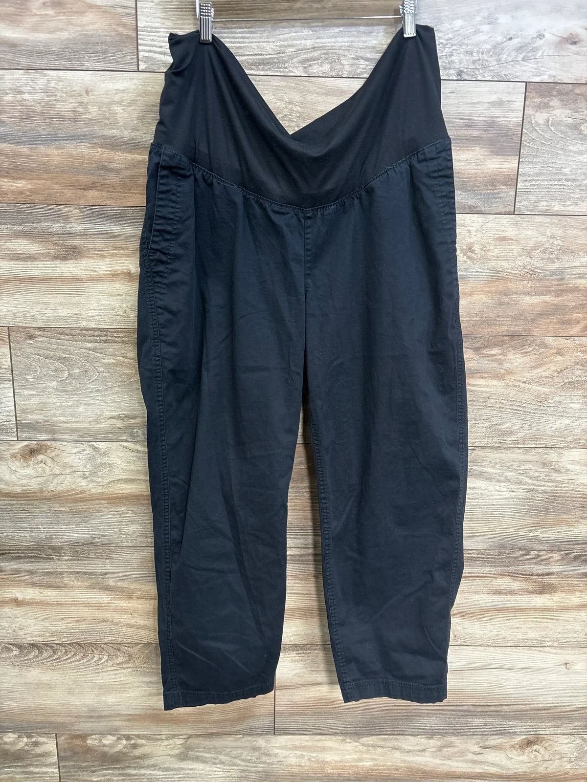 Old Navy Maternity Pants in black, size XL, featuring an over-the-belly waistband.