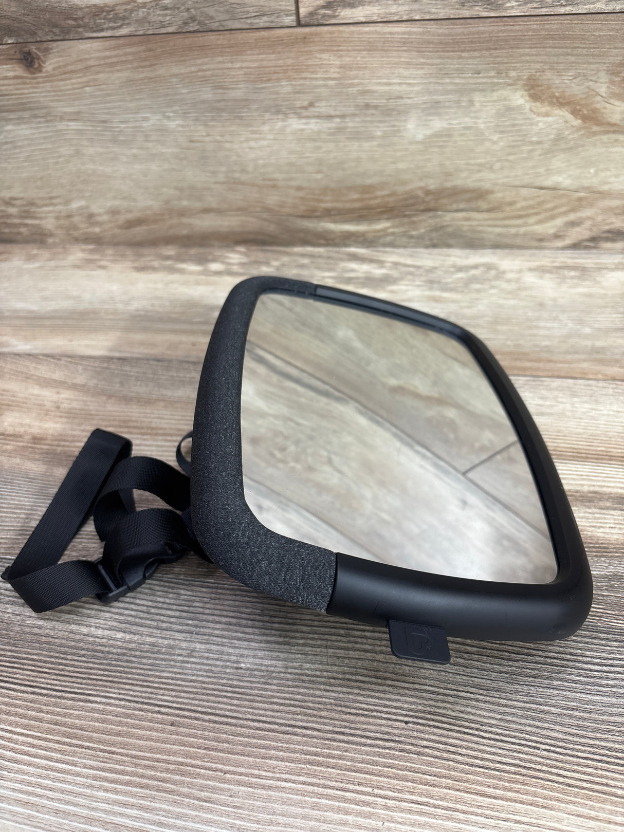 Munchkin Brica 360° Pivot Baby In-Sight Adjustable Car Mirror