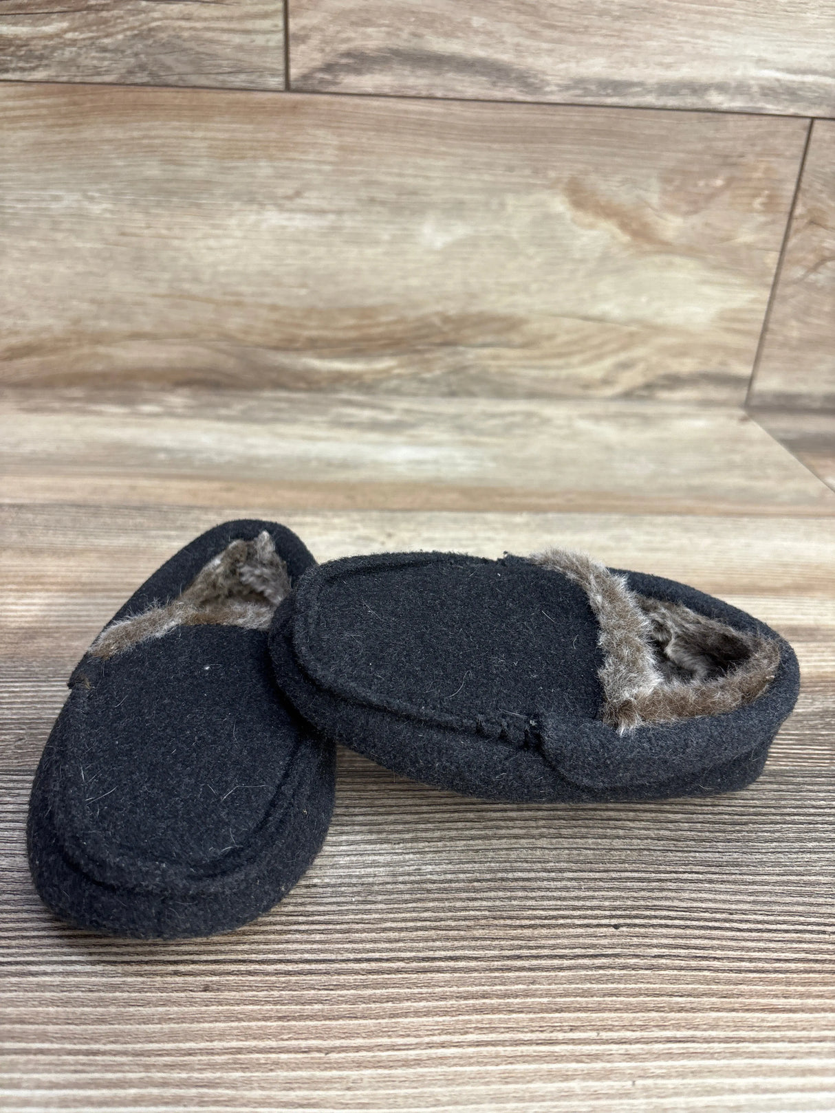 Faux Fur Lined Slippers Grey sz 5/6c
