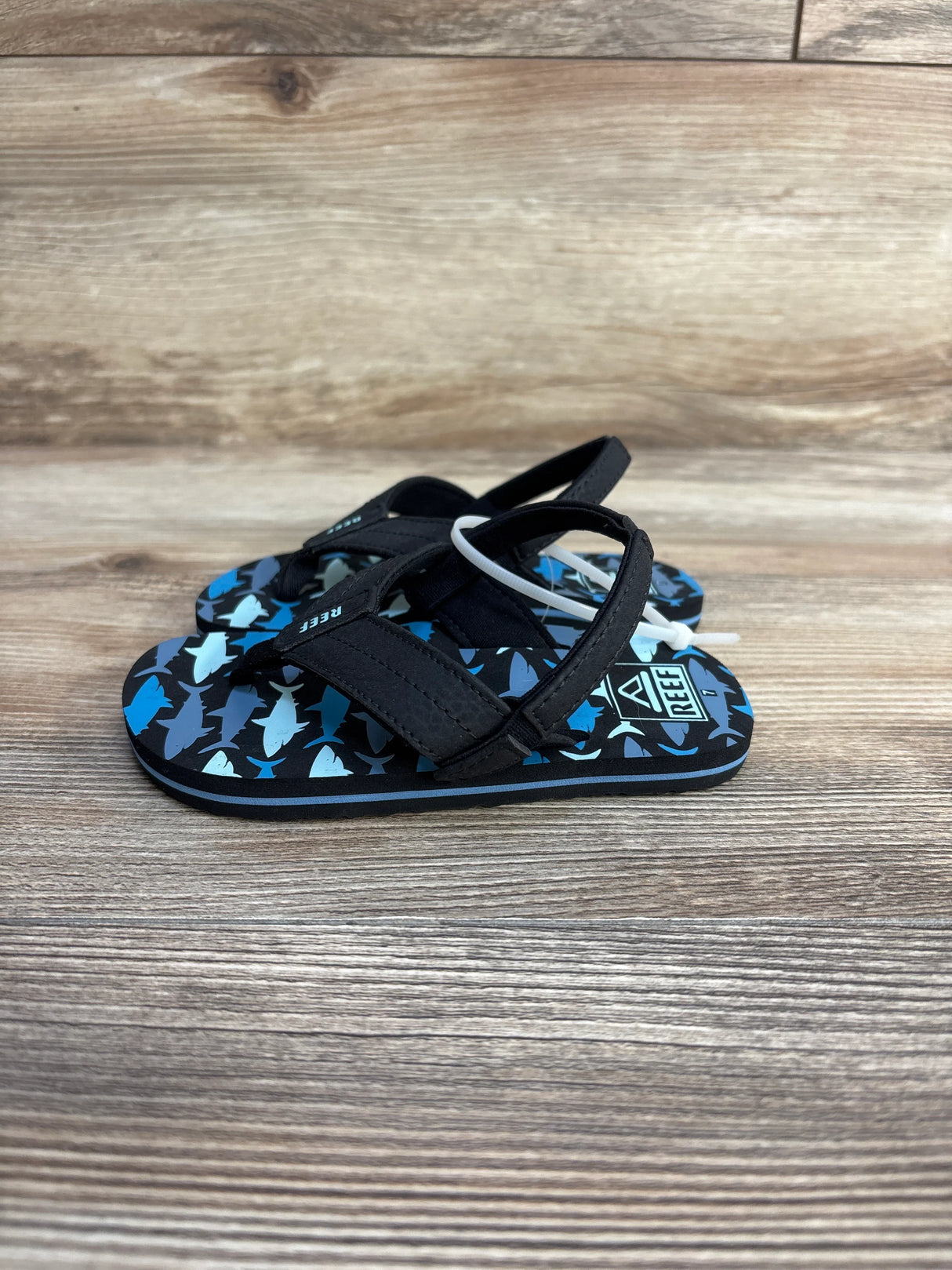 NEW Reef Little Uni Flip Flops in Blue Sharks sz 7c - Me n Mommy To Be