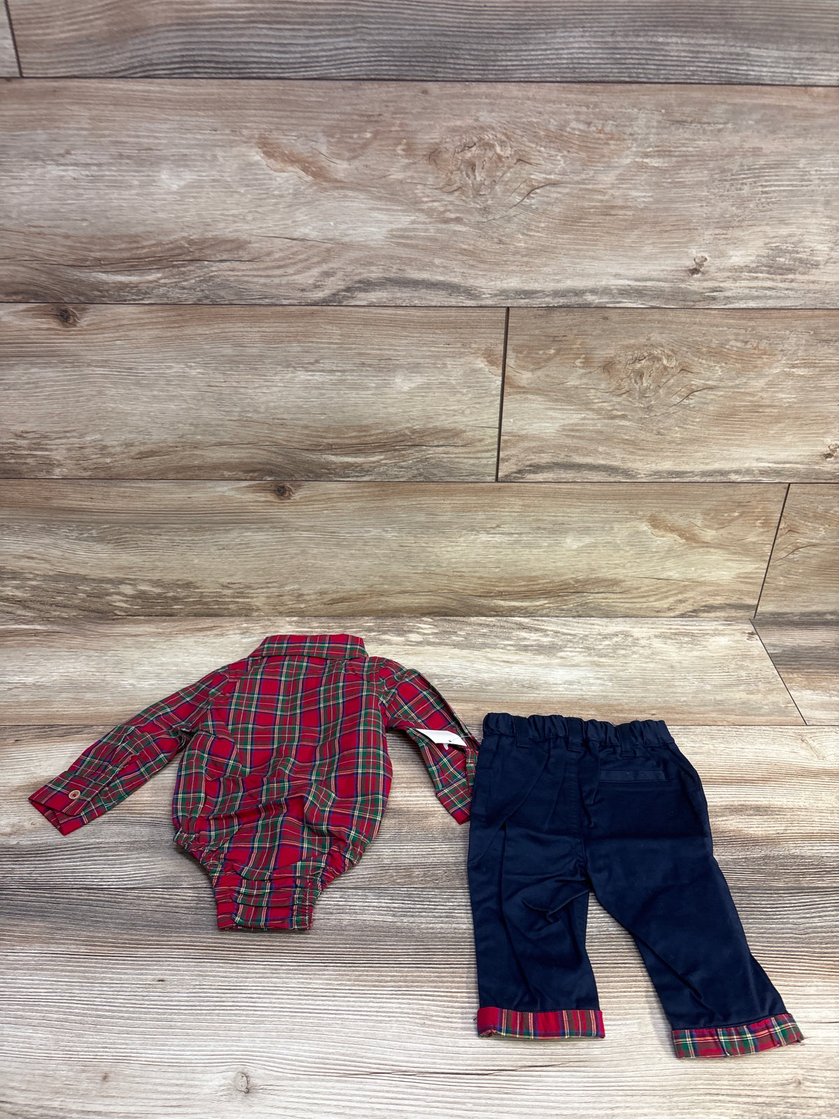 NEW First Impressions 2pc Plaid Bodysuit Outfit Set Red sz 0-3m