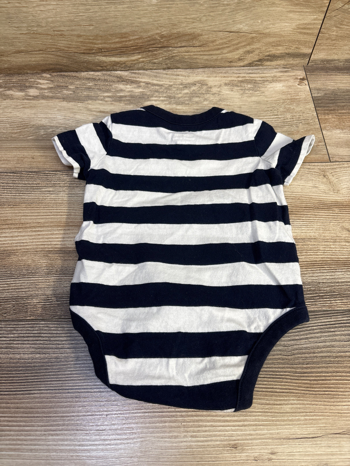 Baby Gap Striped Pocket Bodysuit Navy sz 6-12m