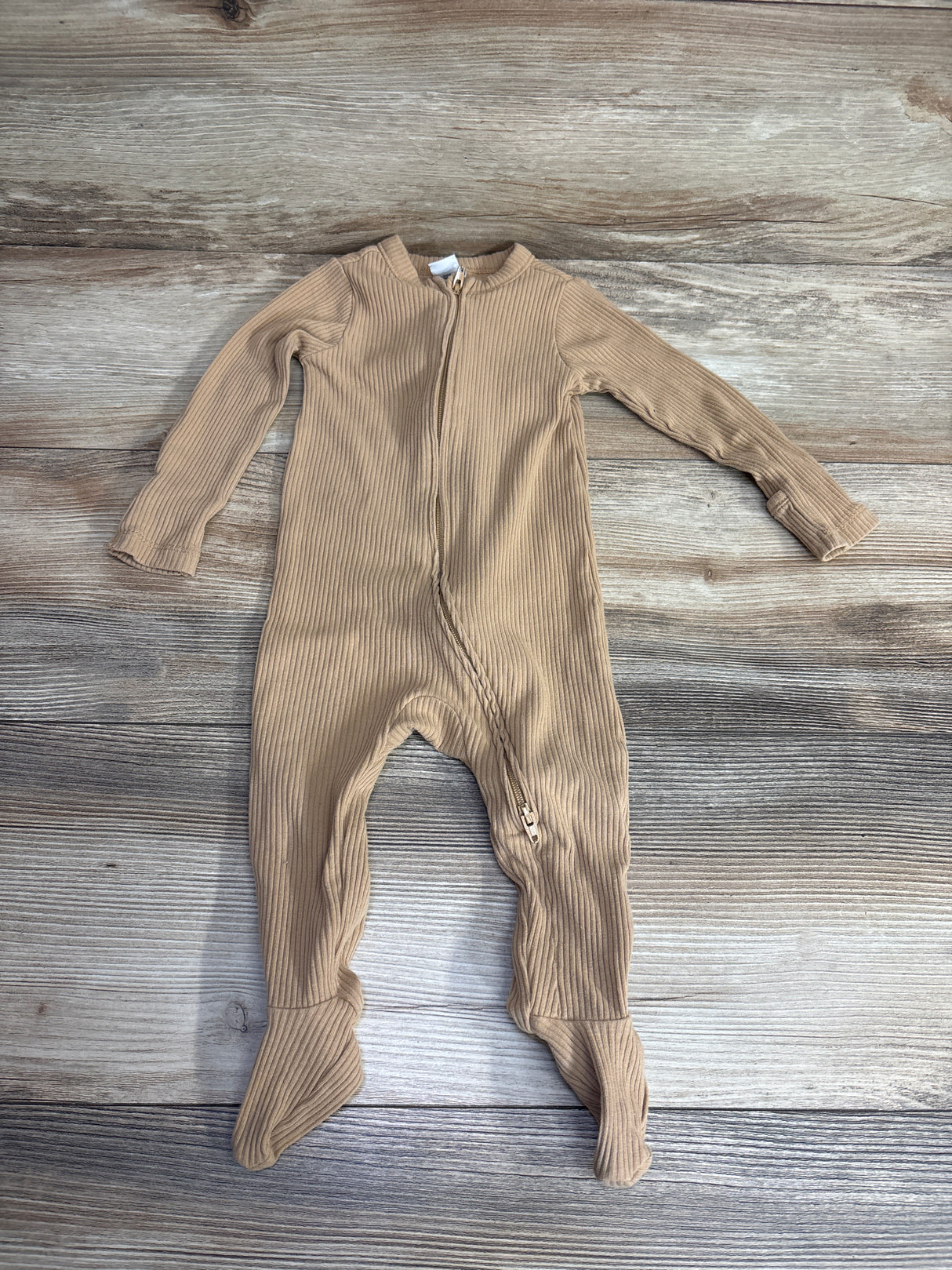 Old Navy Ribbed Sleeper Tan sz 6-9m