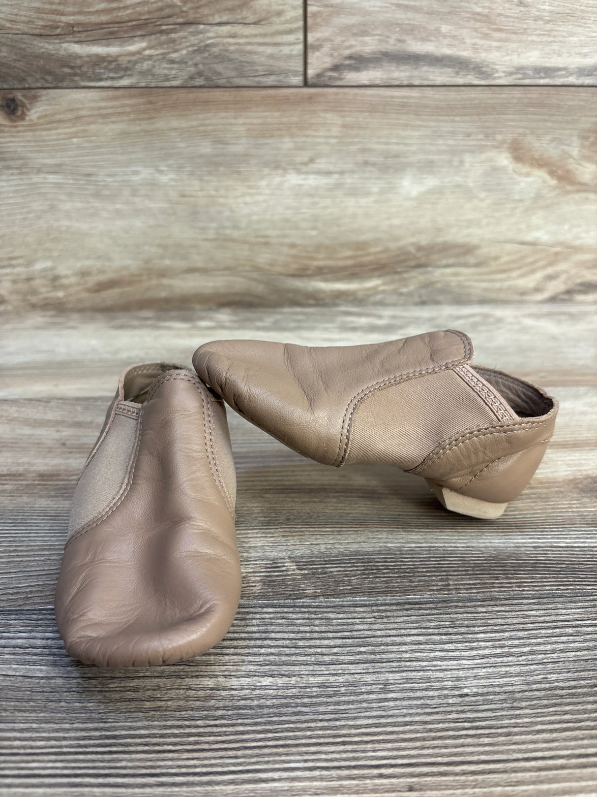 Capezio E-Series Jazz Slip On Caramel sz 11.5c - Me n Mommy To Be