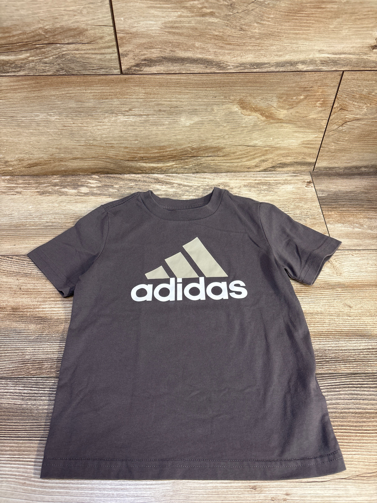 Adidas Shirt Grey sz 4T
