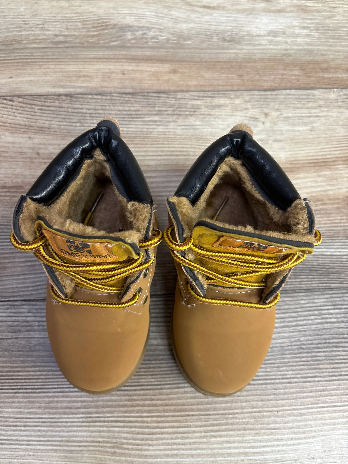 Comfy Kids Lace-Up Boots With Faux Fur Lining Tan sz 9c