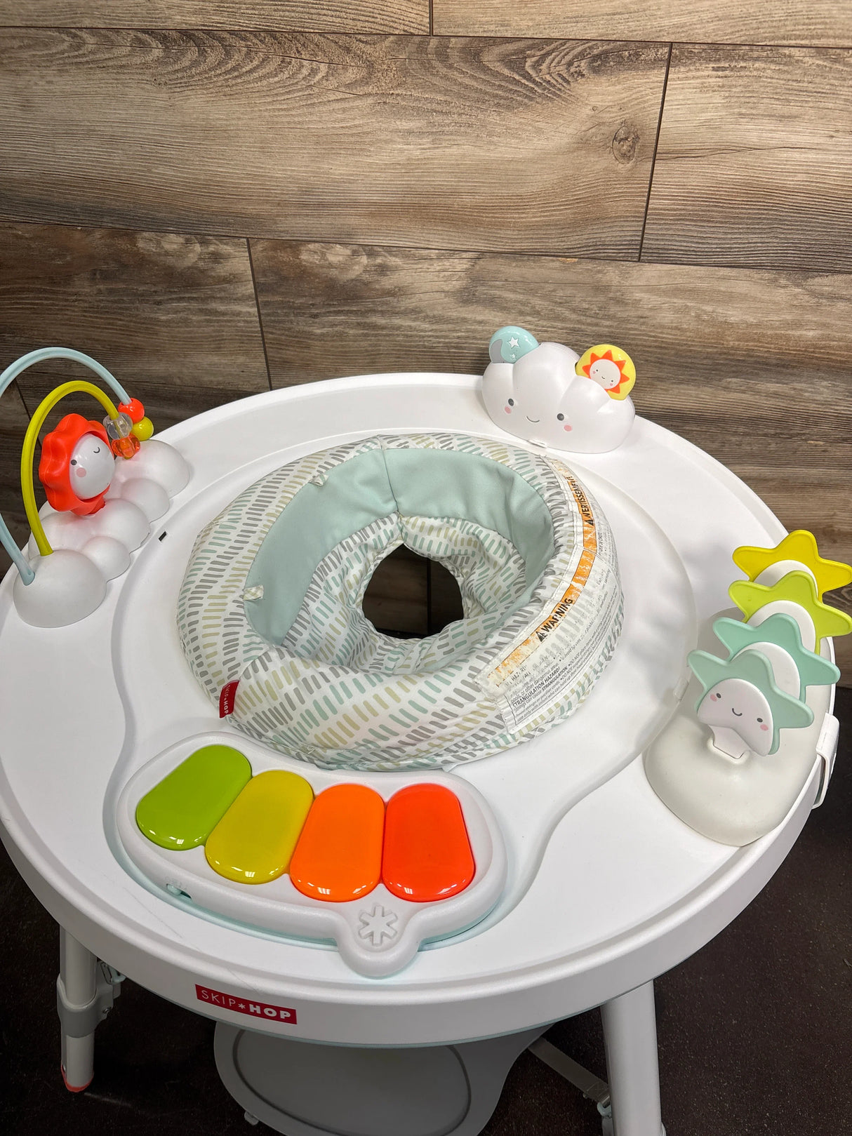 Skip Hop Silver Lining Cloud 3-Stage Activity Center*