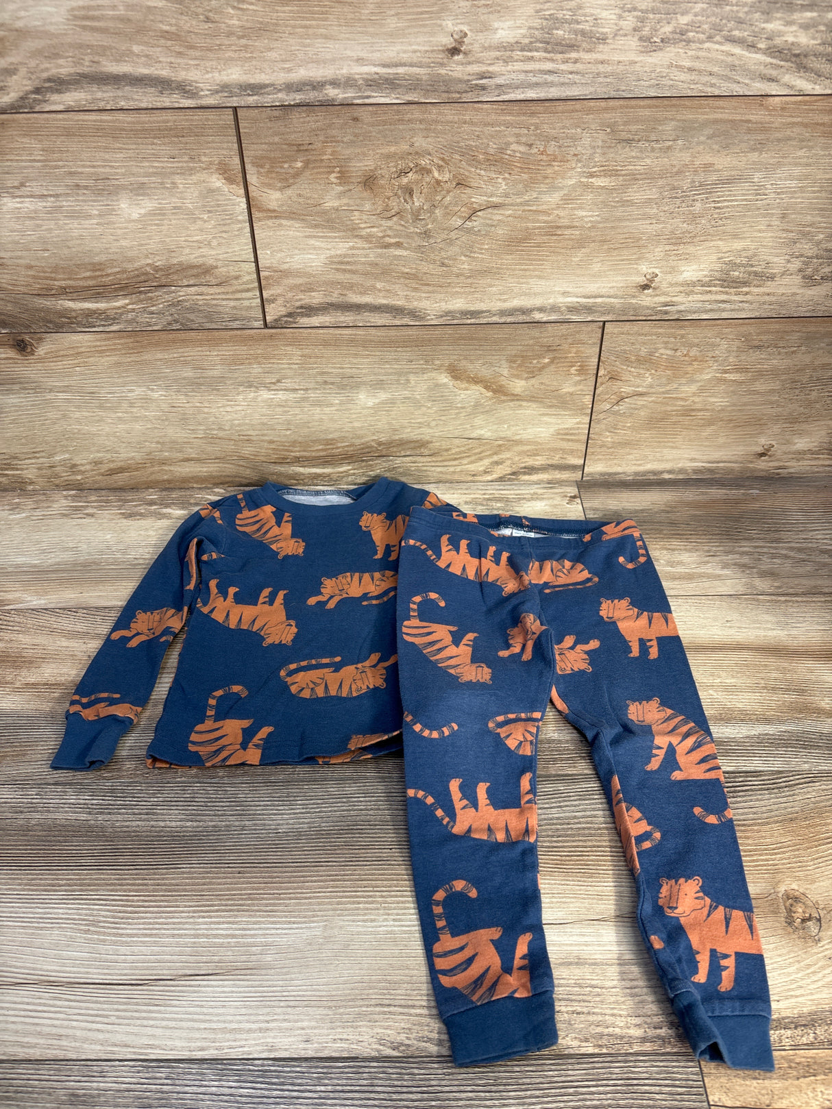Just One You 2pc Pajama Set Navy sz 3T