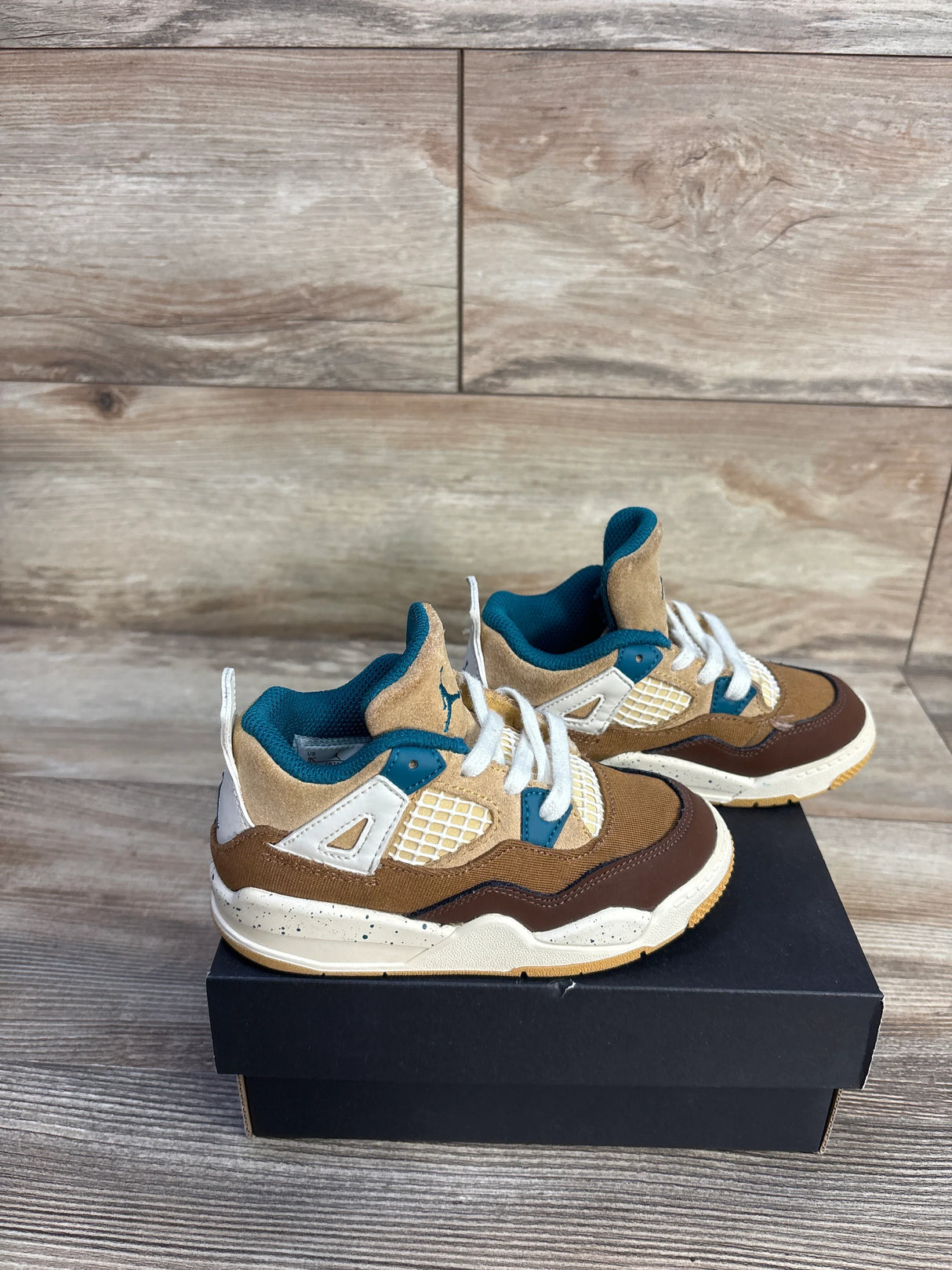 Air Jordan 4 Retro TD 'Cacao Wow' Sneakers sz 9c