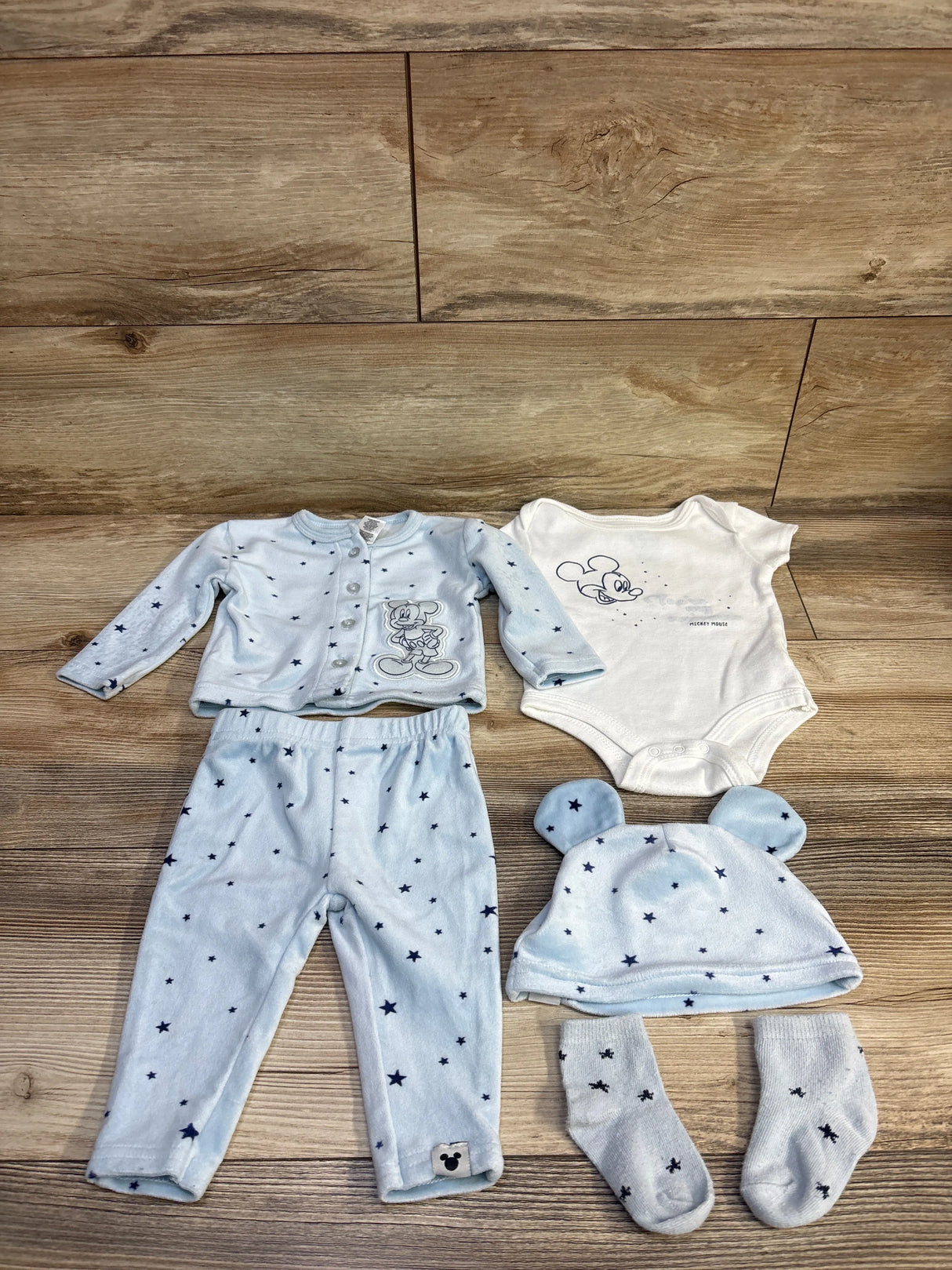 Disney Baby 5pc Mickey Mouse Layette Set Blue sz 3/6m