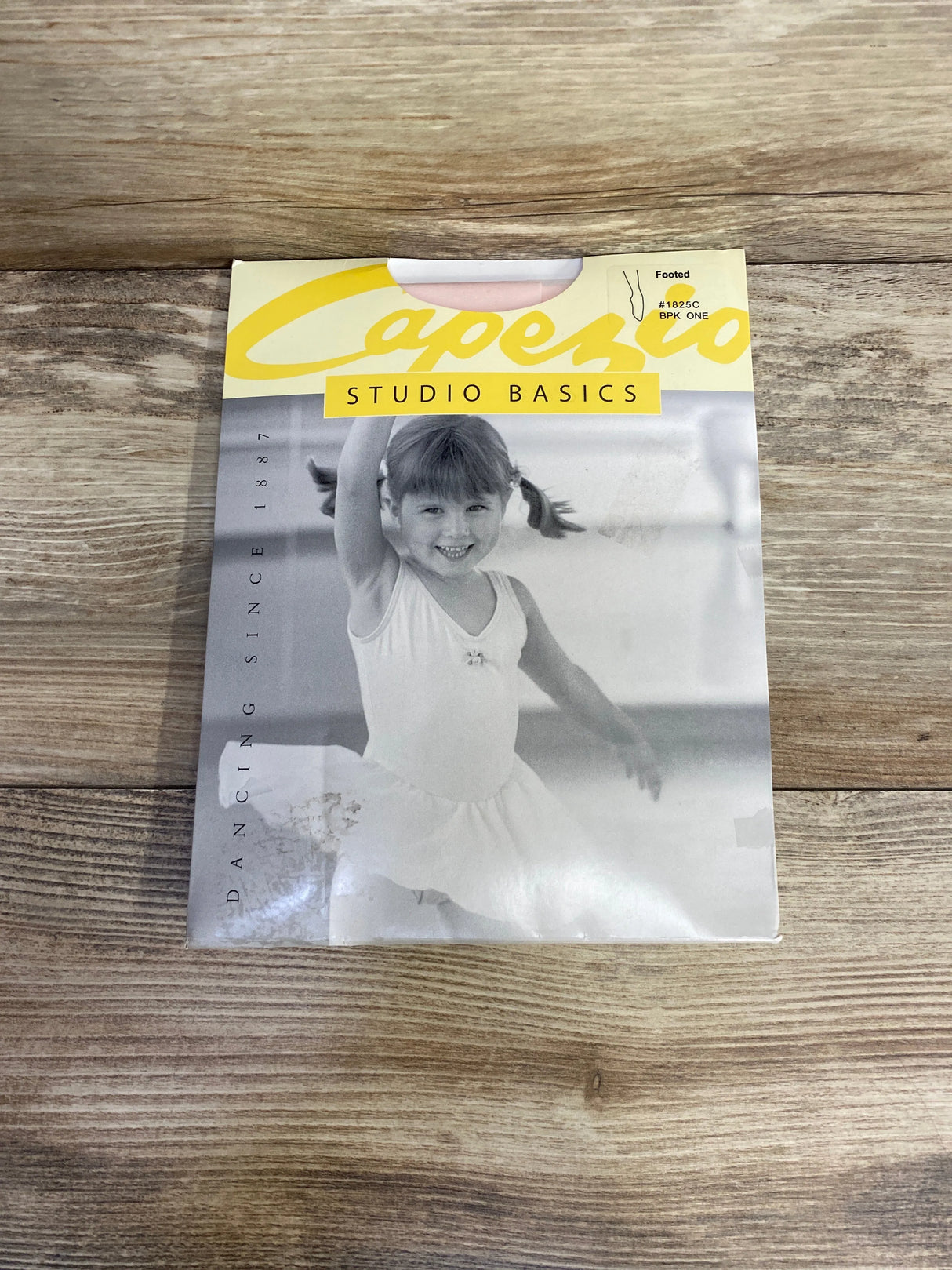 NEW Capezio Classic Footed Tight in Ballet Pink sz 8-12 - Me n Mommy To Be