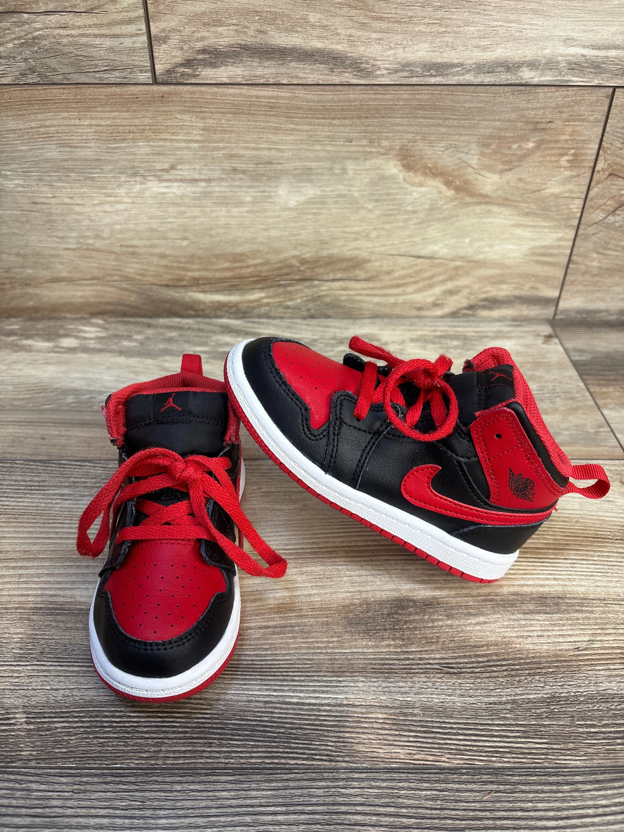 Air Jordan 1 Mid TD 'Alternate Bred' Sneakers sz 9c